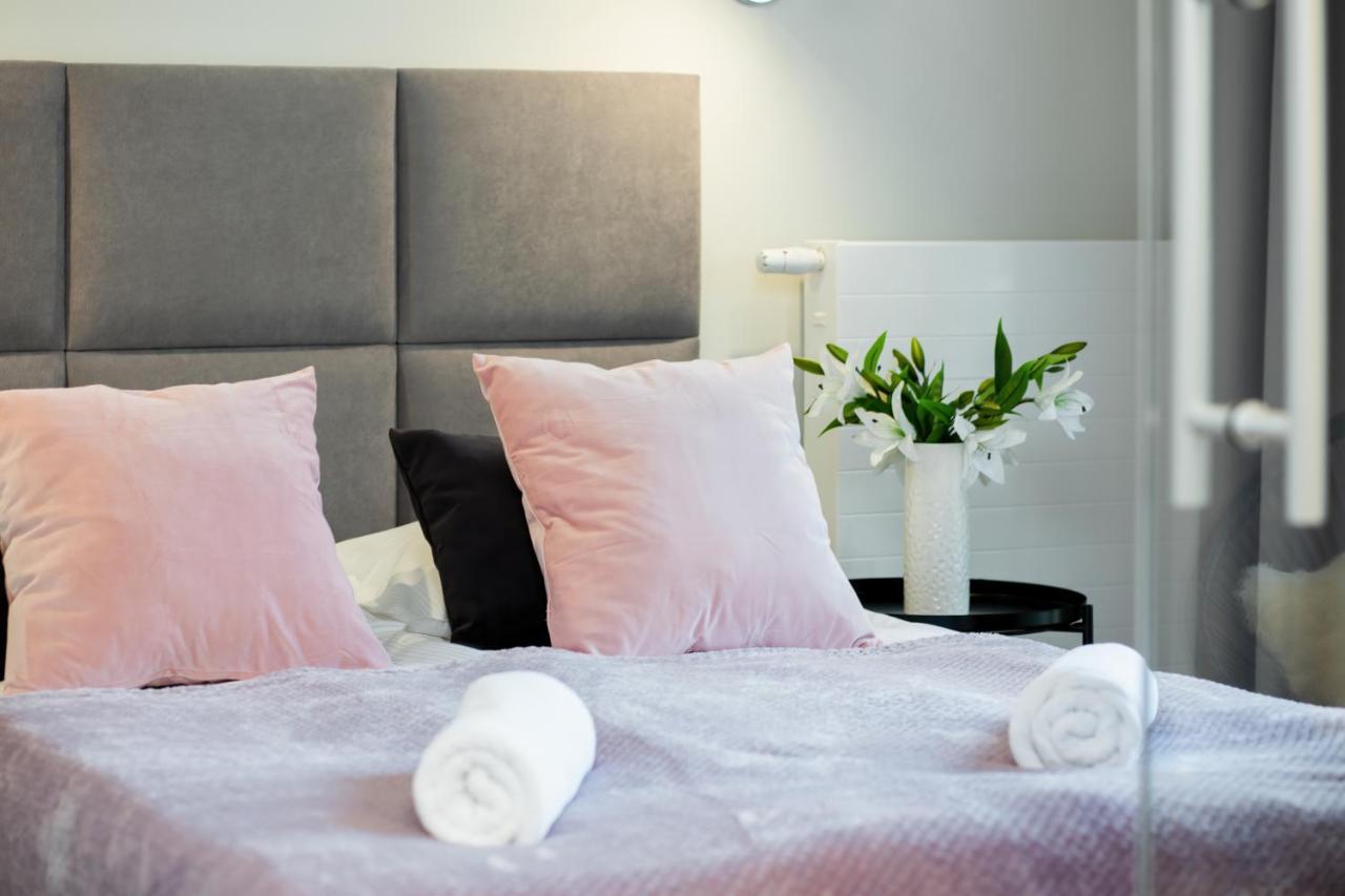 Apartments Browary Warszawskie By Noclegi Renters 바르샤바 외부 사진