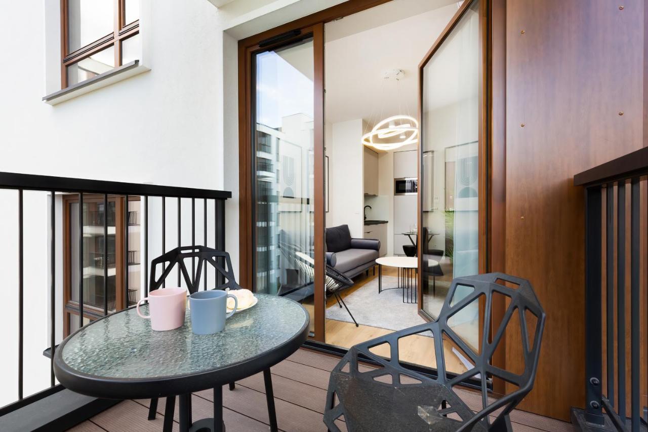Apartments Browary Warszawskie By Noclegi Renters 바르샤바 외부 사진