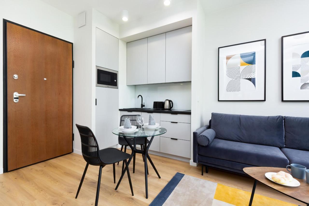 Apartments Browary Warszawskie By Noclegi Renters 바르샤바 외부 사진