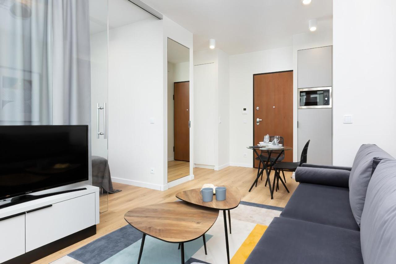 Apartments Browary Warszawskie By Noclegi Renters 바르샤바 외부 사진