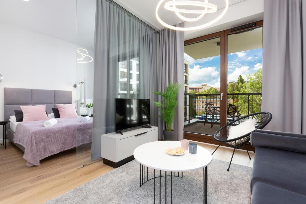 Apartments Browary Warszawskie By Noclegi Renters 바르샤바 외부 사진