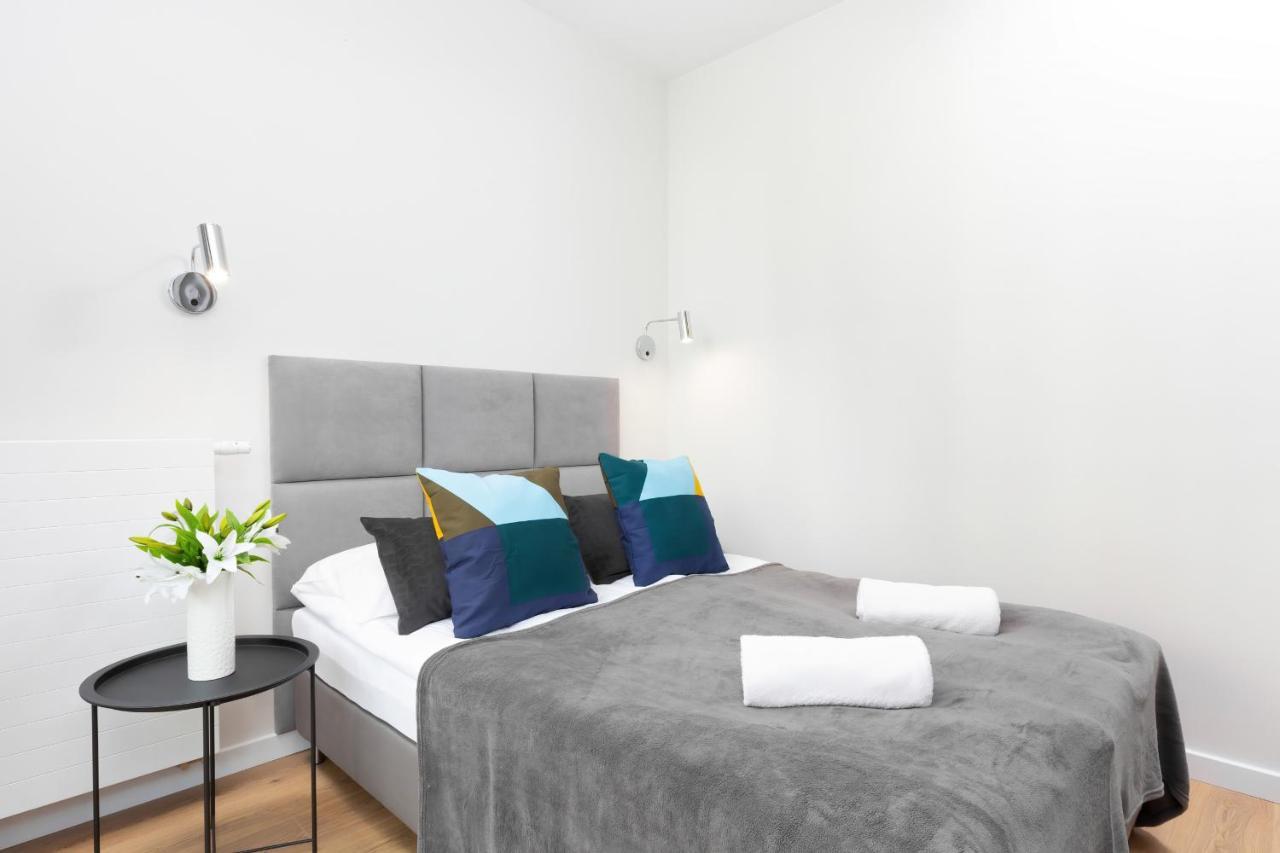 Apartments Browary Warszawskie By Noclegi Renters 바르샤바 외부 사진